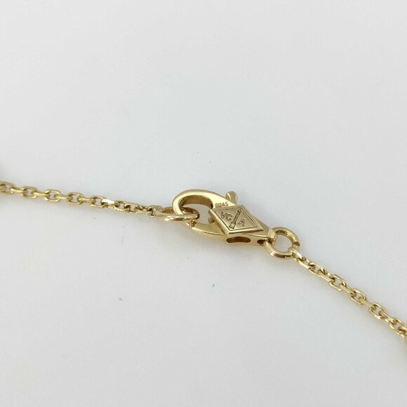 AUTHENTIC Van Cleef & Arpels Sweet Alhambra 18K Mother-of-Pearl Pendant Necklace - Picture 4 of 8